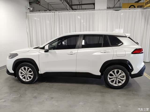 Toyota Frontlander, 2024 4