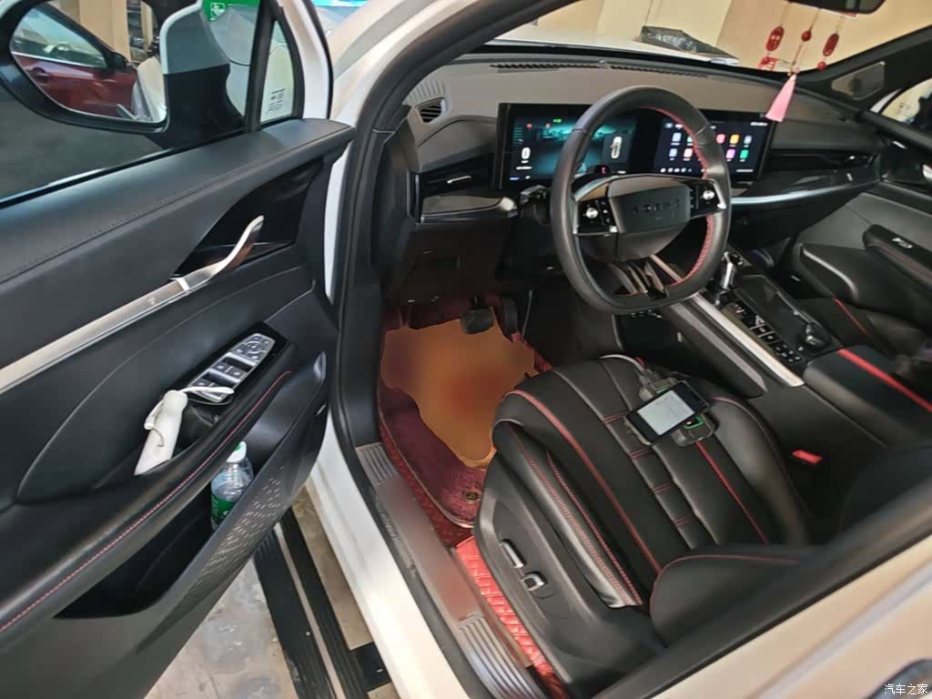Roewe RX5, 2022 16