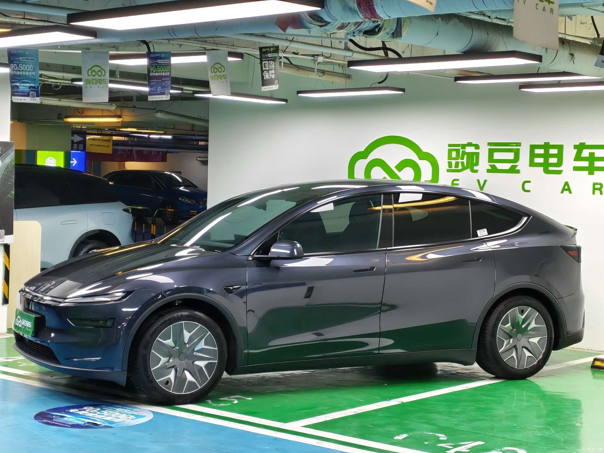 Tesla Model Y, 2025 2