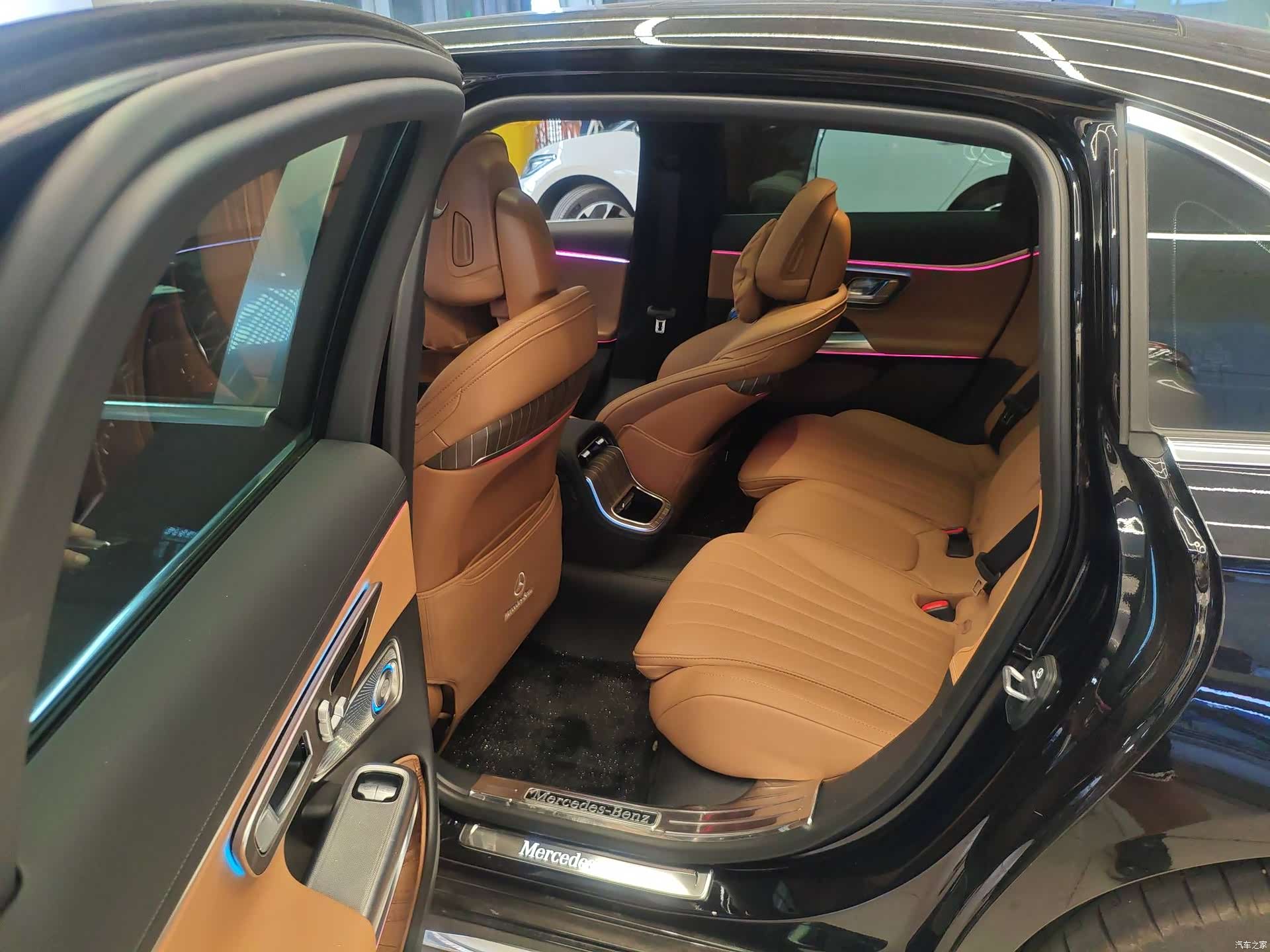 Mercedes-Benz E-Class, 2025 7
