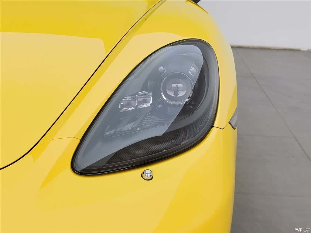 Porsche Cayman, 2022 7