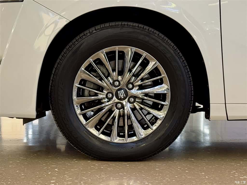 Toyota Vellfire, 2022 14