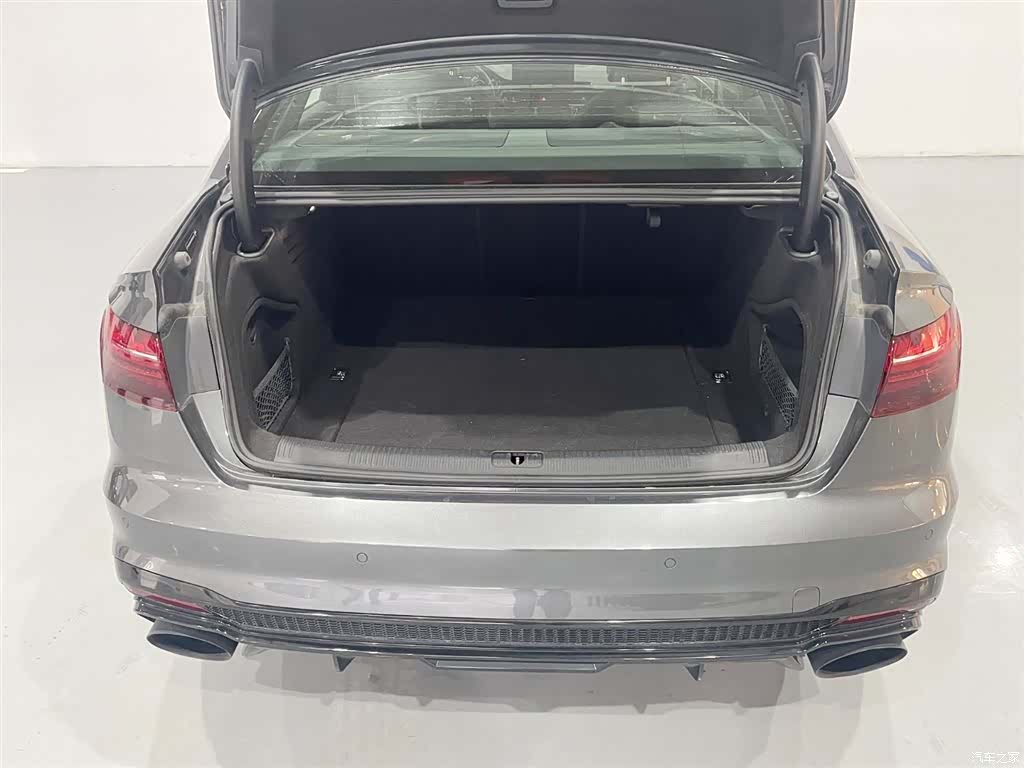 Audi A4L, 2024 7