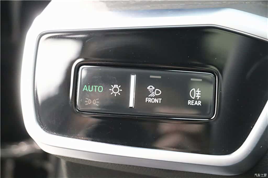 Audi A6L, 2025 22
