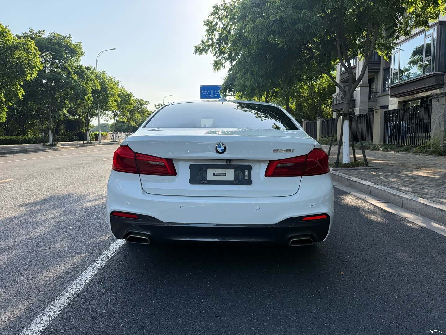 BMW 5 Series, 2018 11