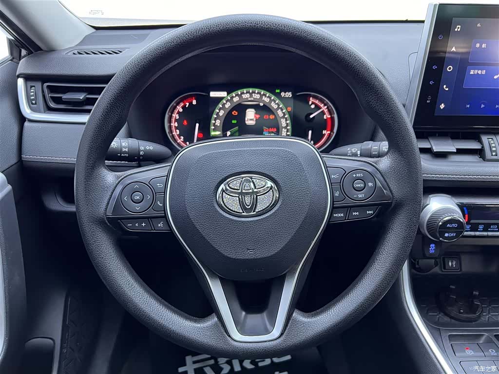 Toyota RAV4, 2022 14