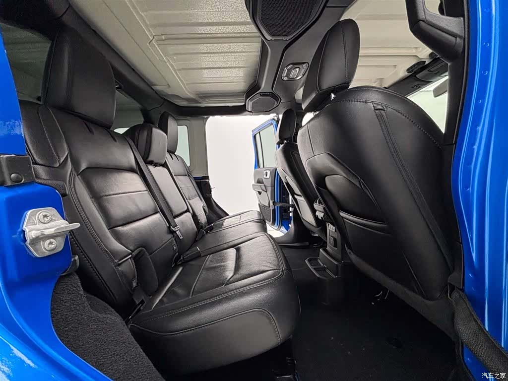 Jeep Wrangler, 2023 23