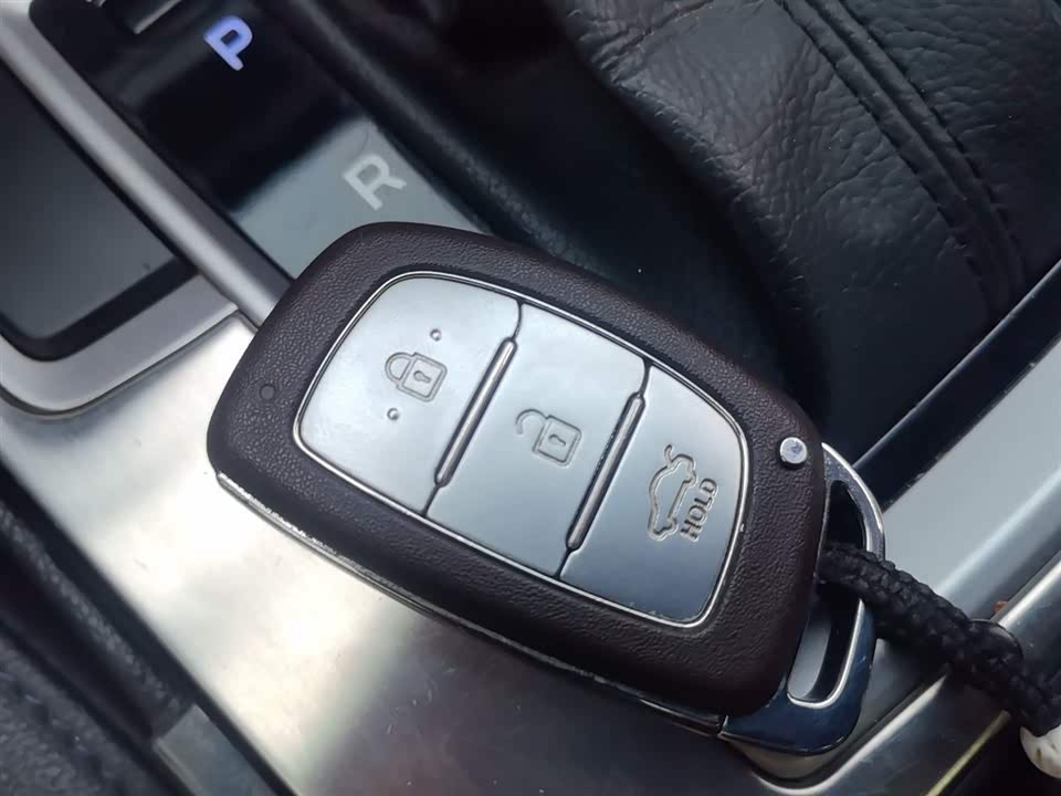 Hyundai Name picture