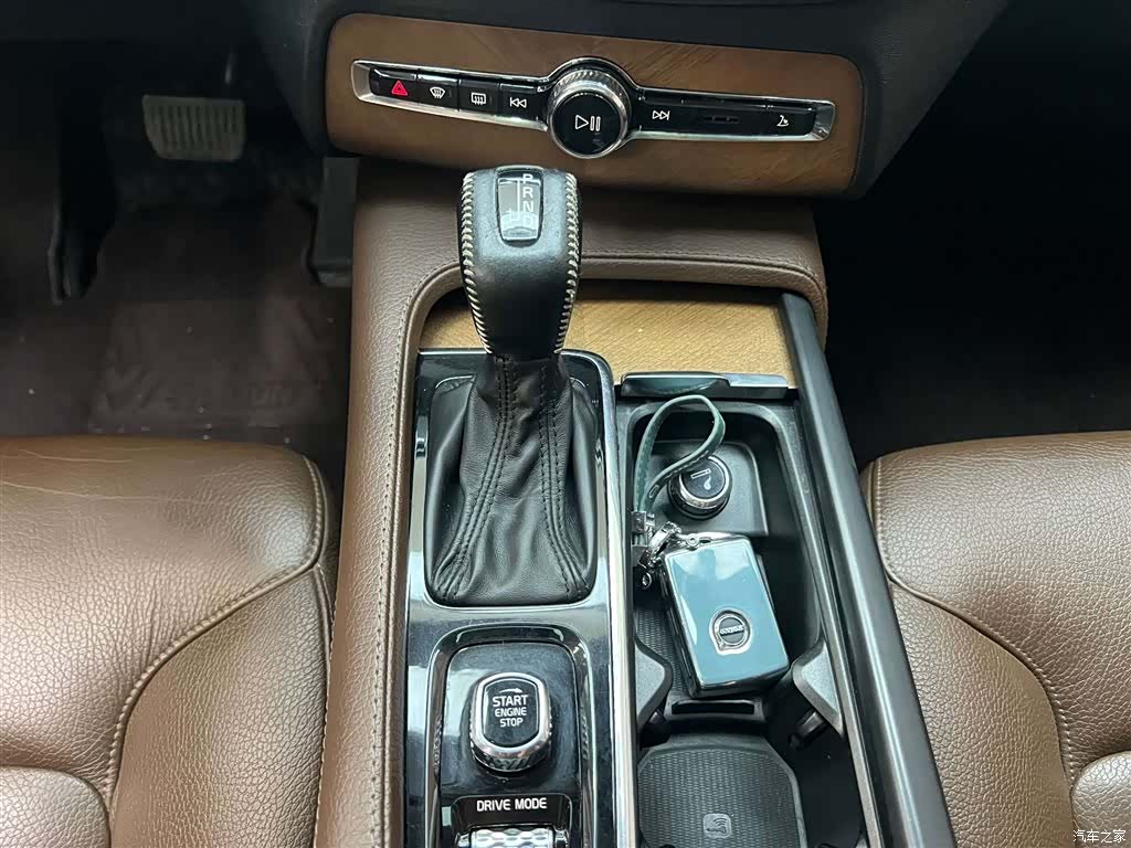 Volvo XC90, 2020 16