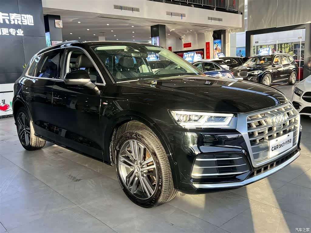 Audi Q5L, 2020 2