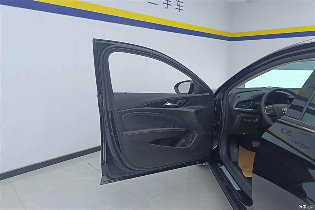 Buick Regal, 2025 7