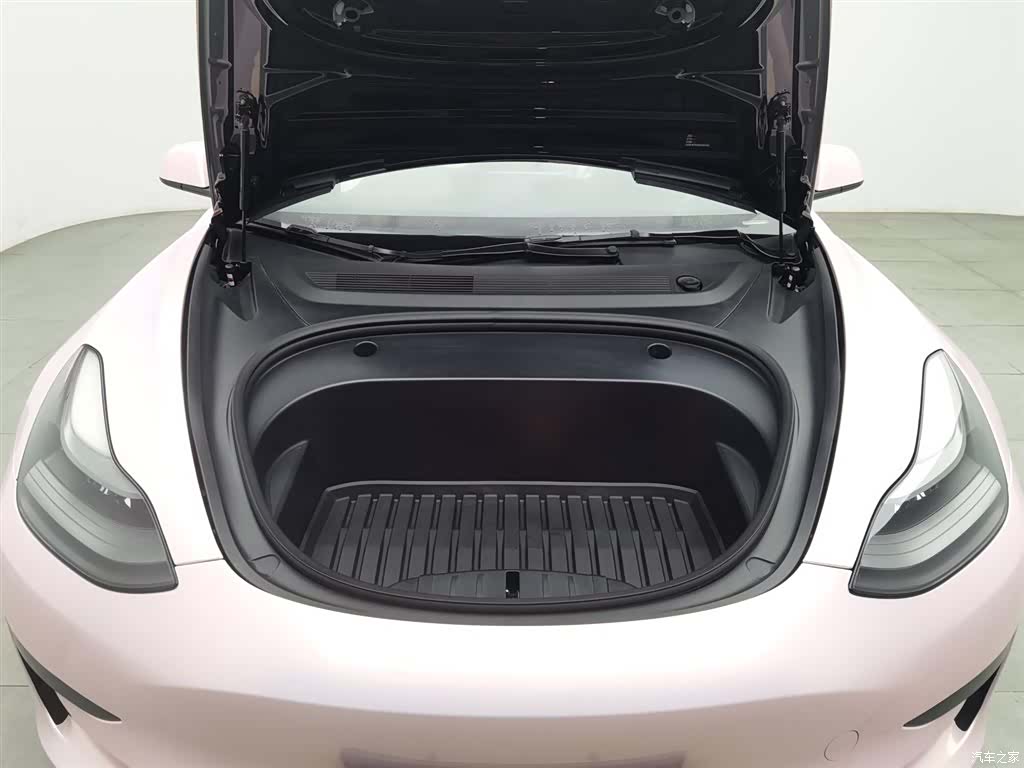 Tesla Model 3, 2022 6