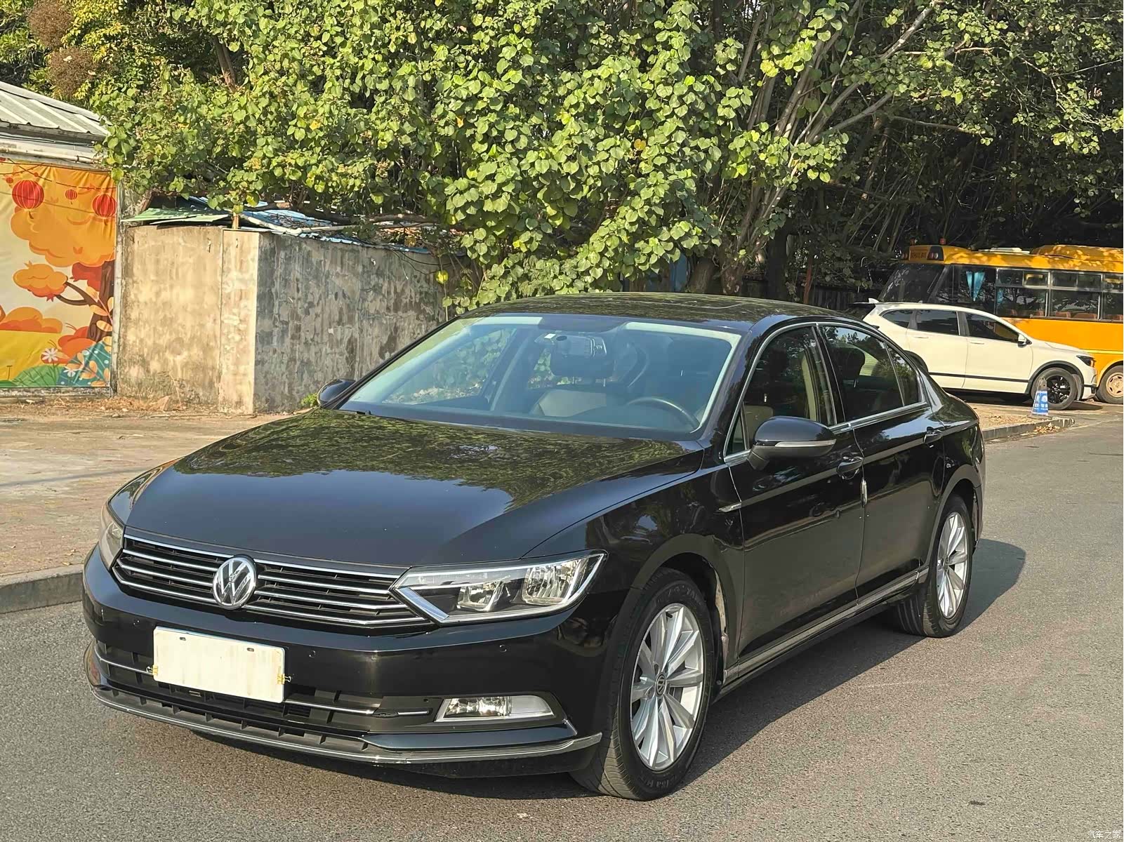Volkswagen Magotan, 2018 1