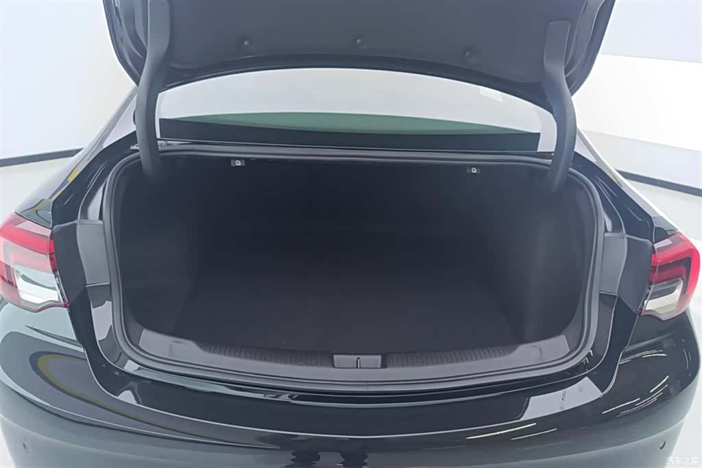 Buick Regal, 2025 4