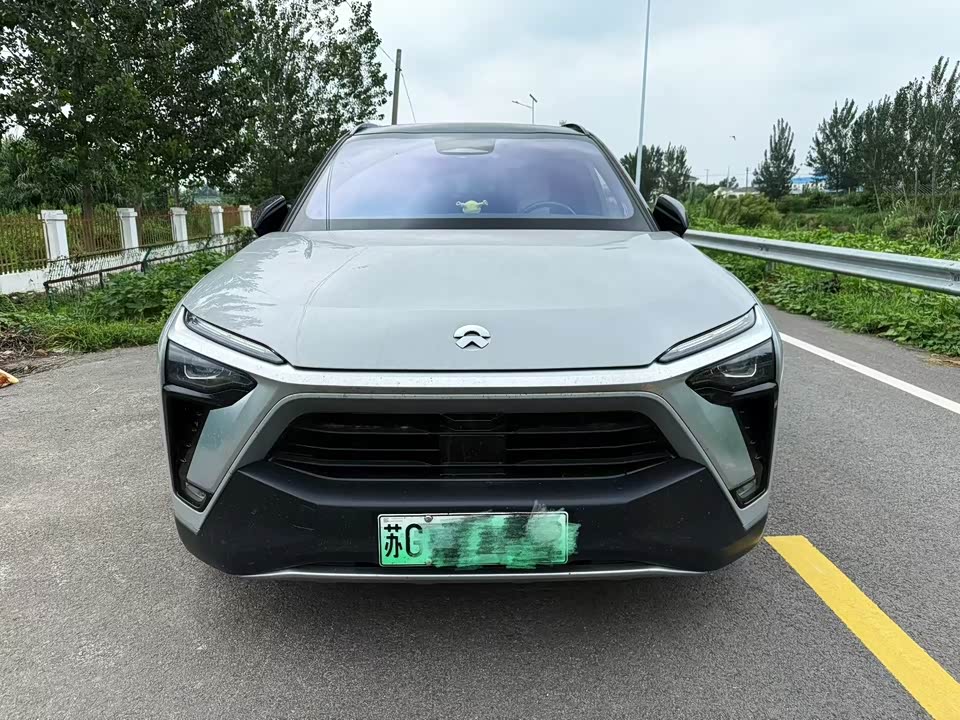 NIO ES8 NIO ES8