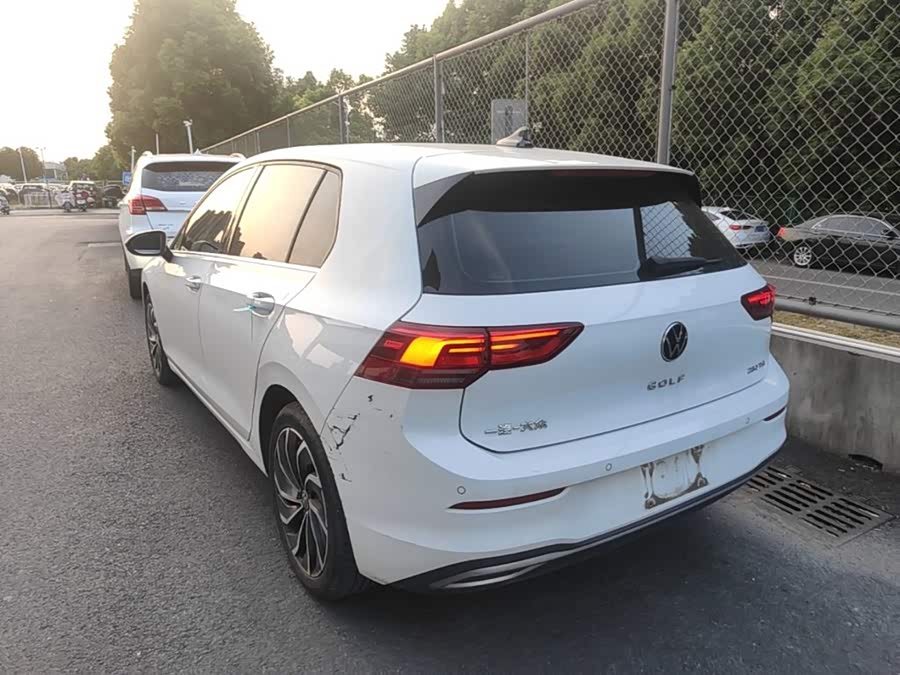 Volkswagen Golf 2023, фото 5