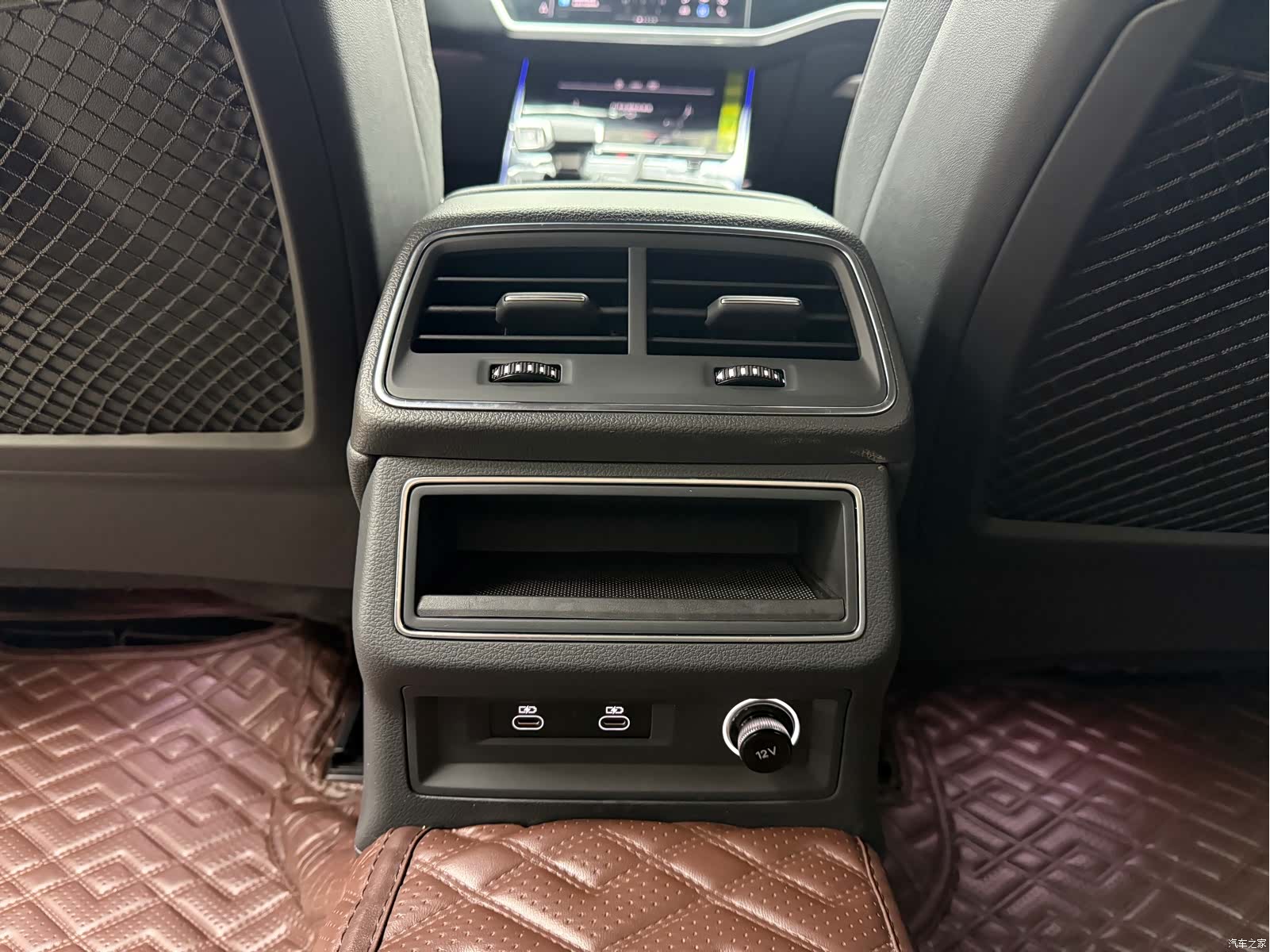 Audi A6L, 2024 14