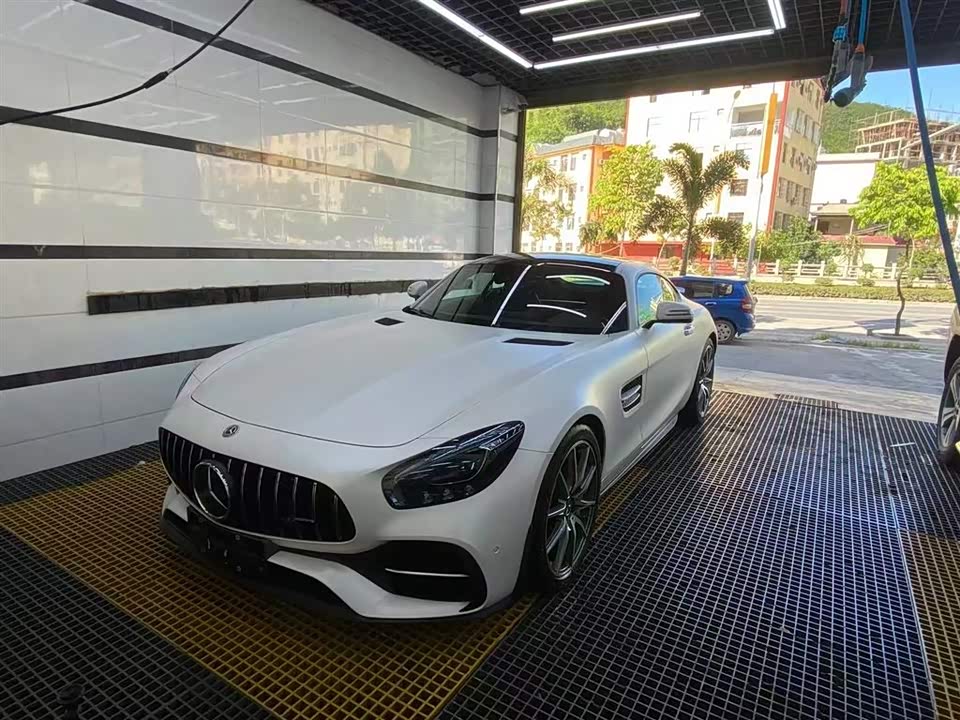 Mercedes-Benz AMG GT