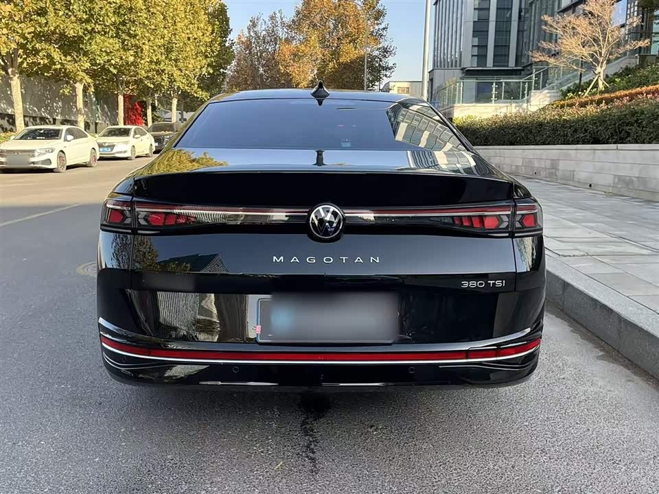 Volkswagen Magotan