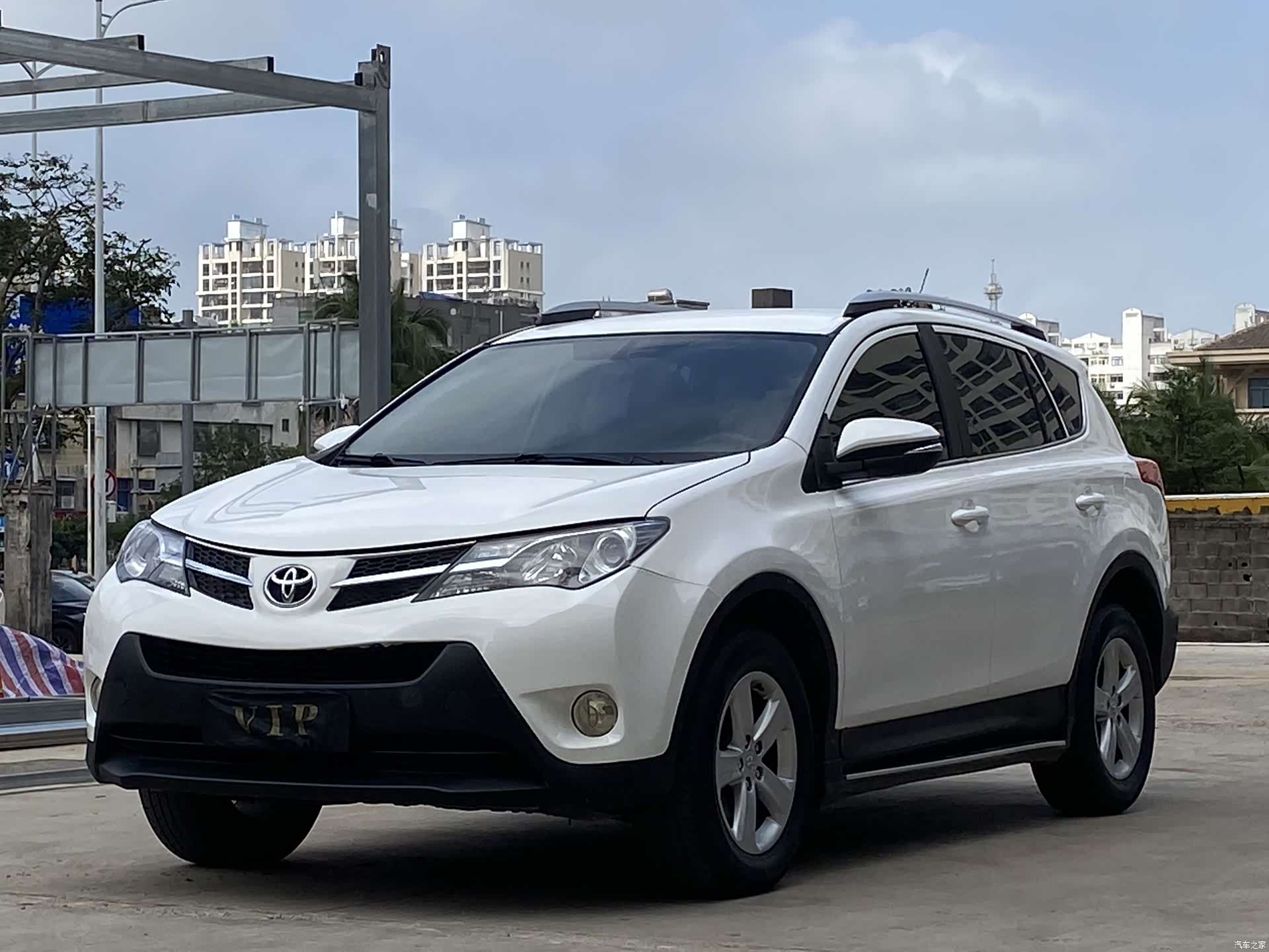 Toyota RAV4, 2014 10