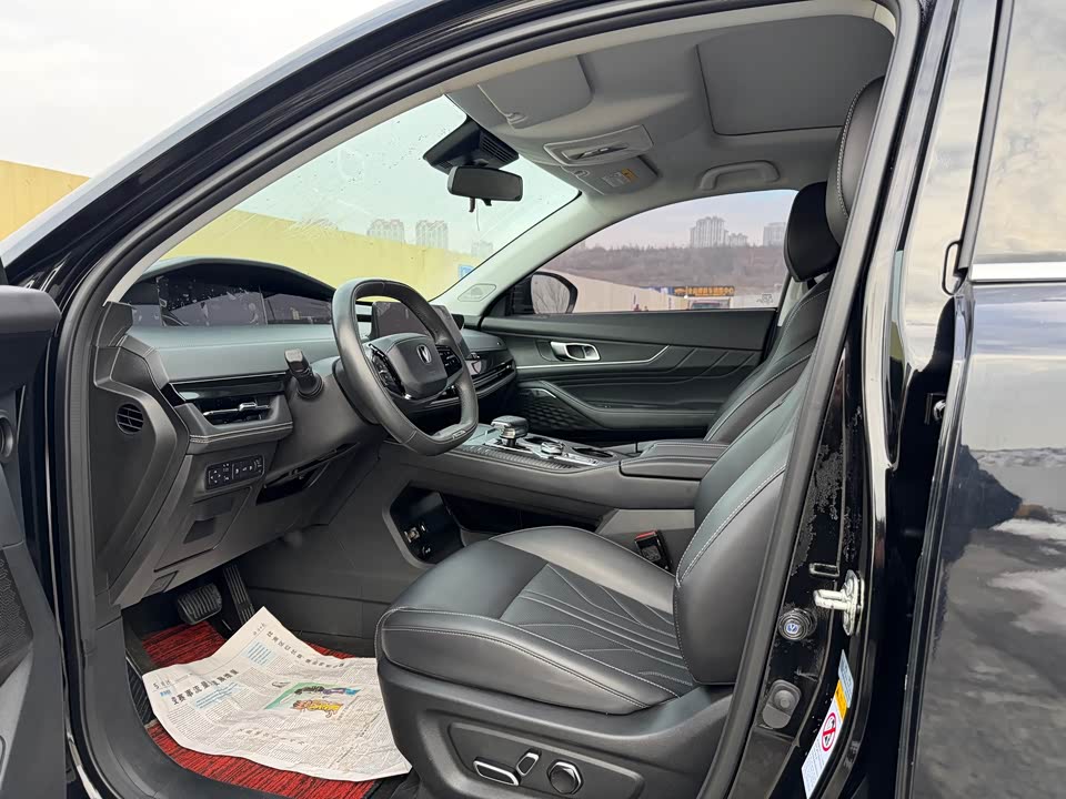 Changan UNI-K Smart iDD