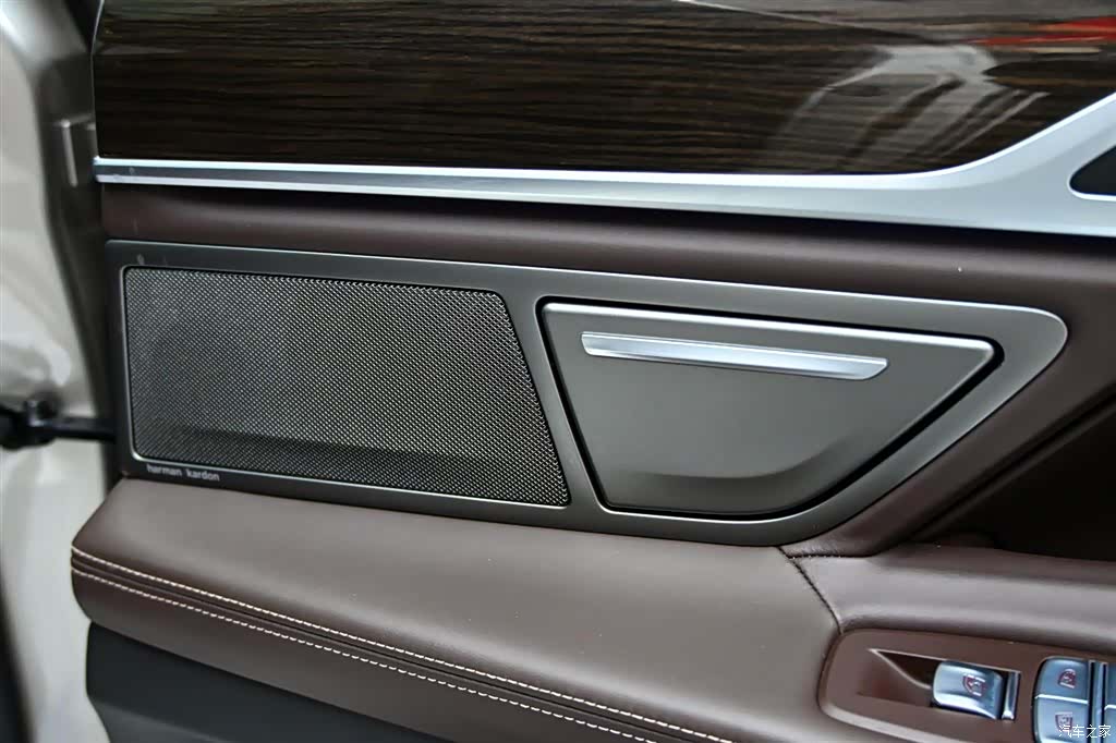 BMW 7 Series, 2021 28