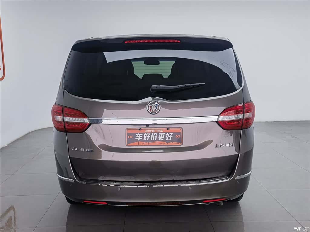Buick GL8, 2018 4