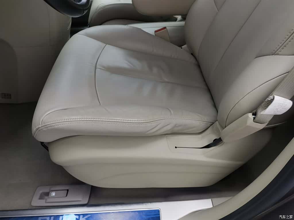 Buick GL8, 2018 20