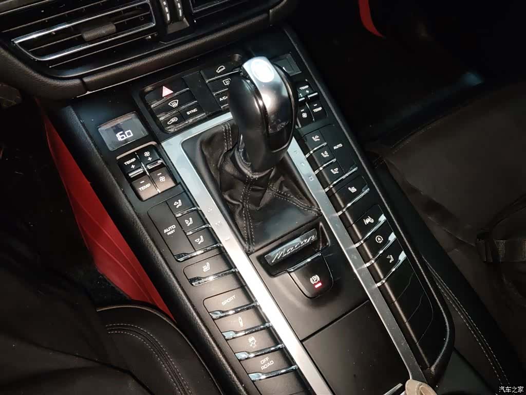 Porsche Macan, 2019 10