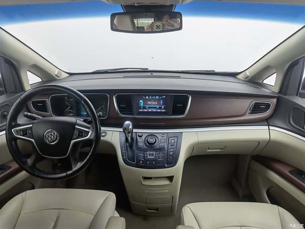 Buick GL8, 2018 все фото