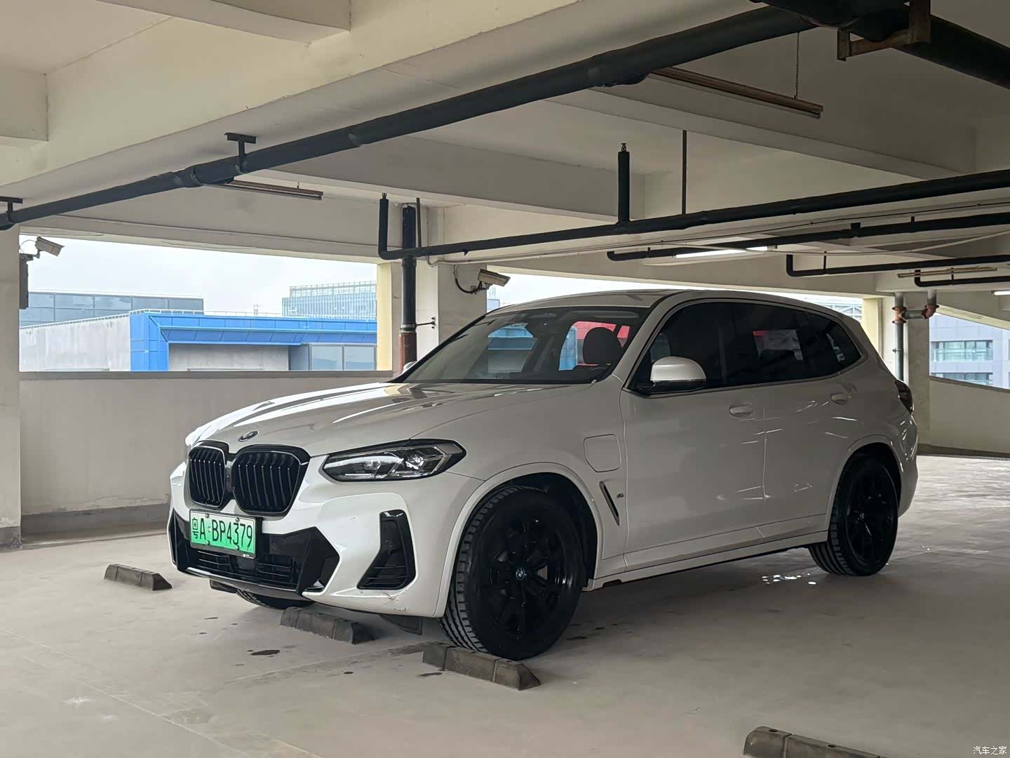 BMW iX3, 2024 3