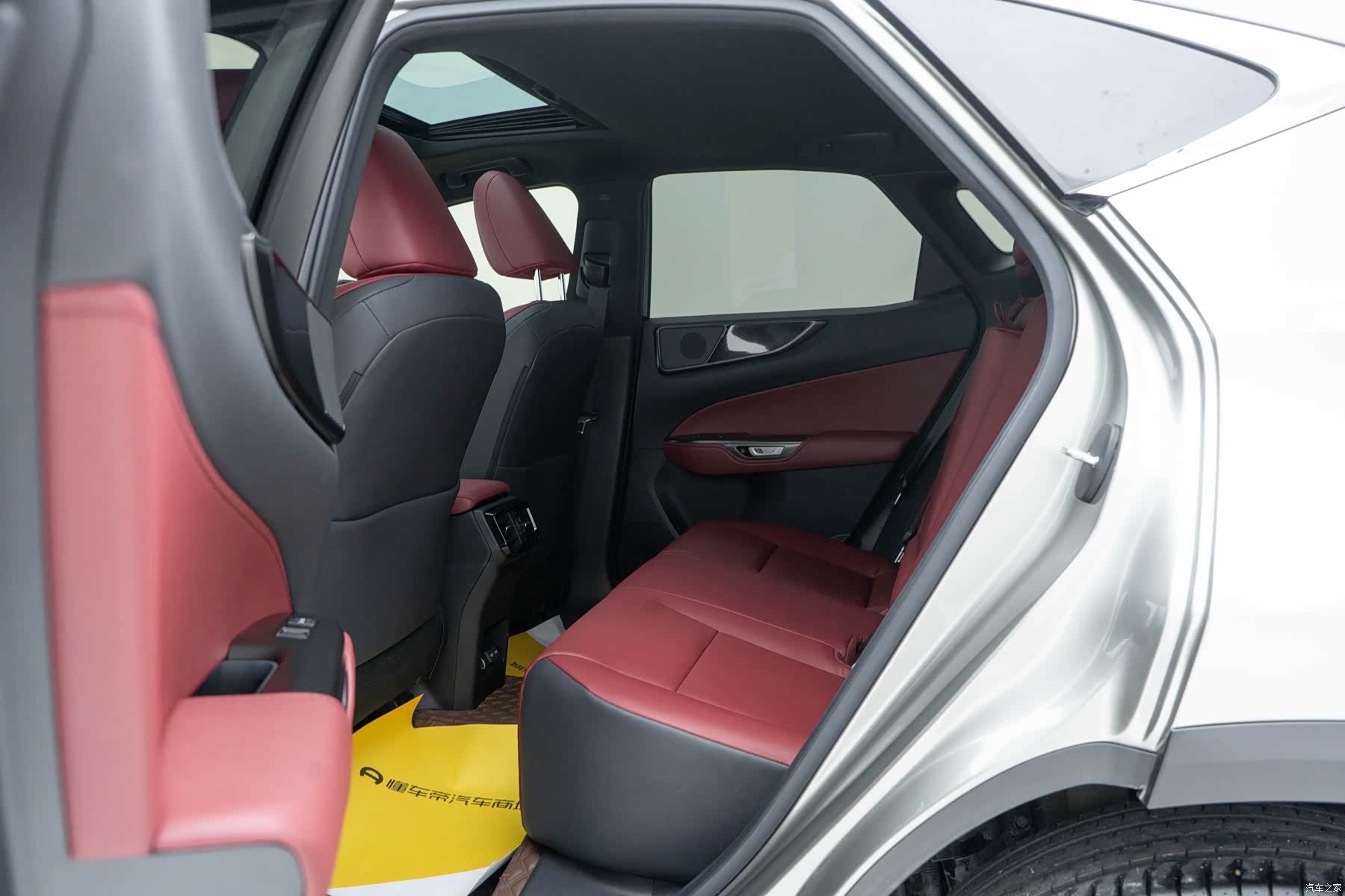 Lexus NX, 2022 7