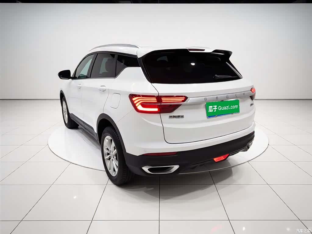 Geely Coolray, 2020 23