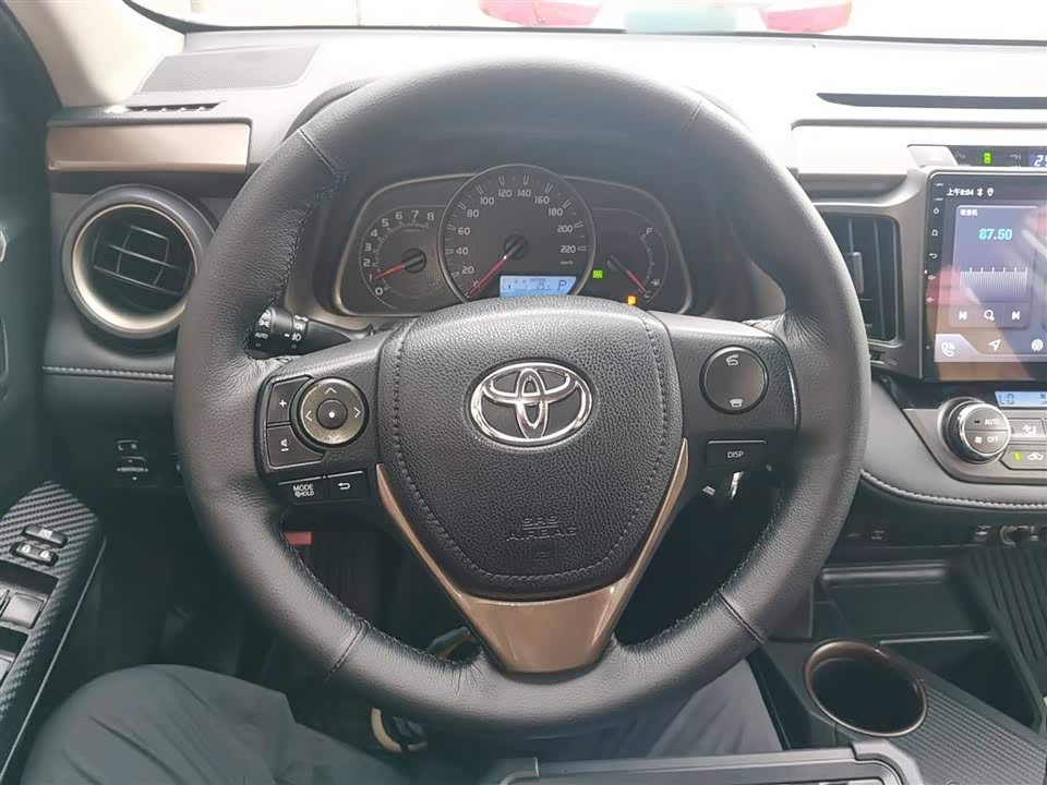 Toyota RAV4 Rongfang