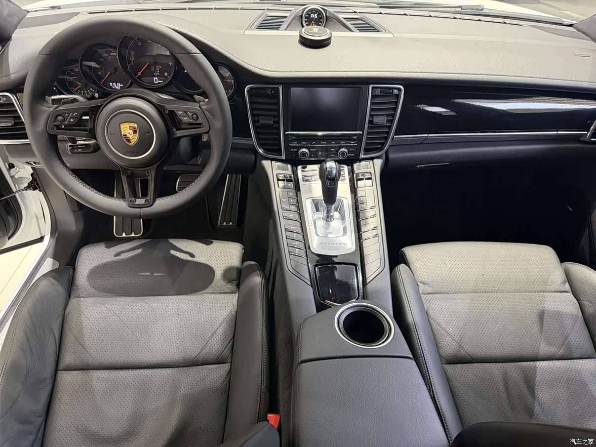 Porsche Panamera, 2014 8