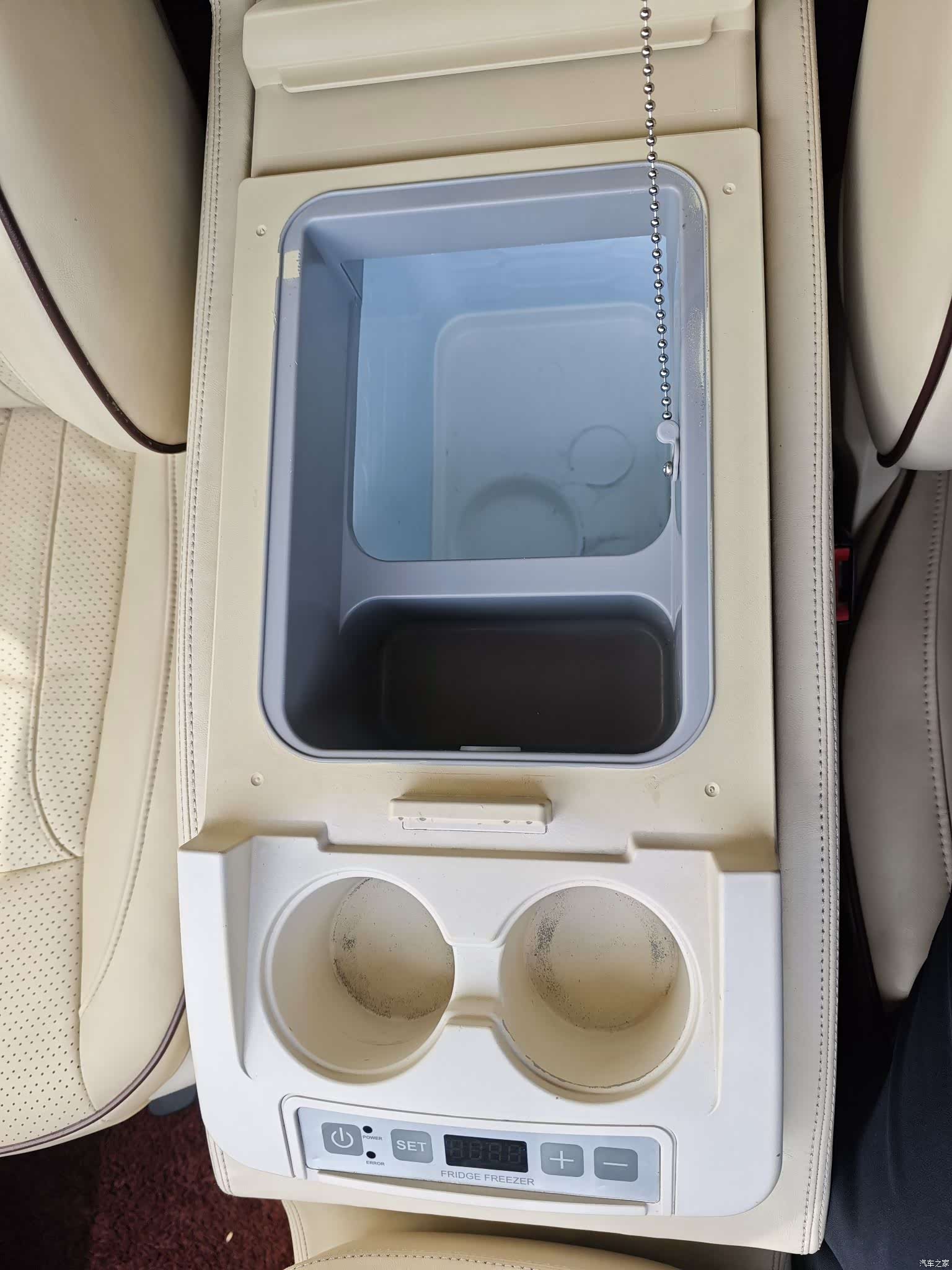 Mercedes-Benz VI, 2019 10