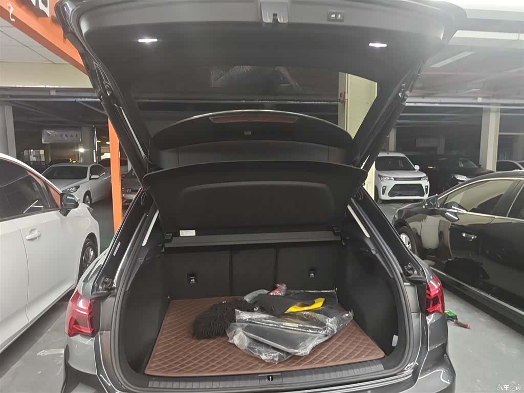 Audi Q3, 2021 12
