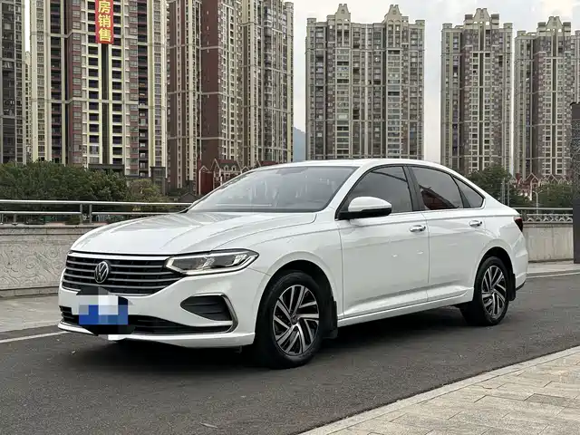 Volkswagen Lavida 2022 — купить из Китая под заказ