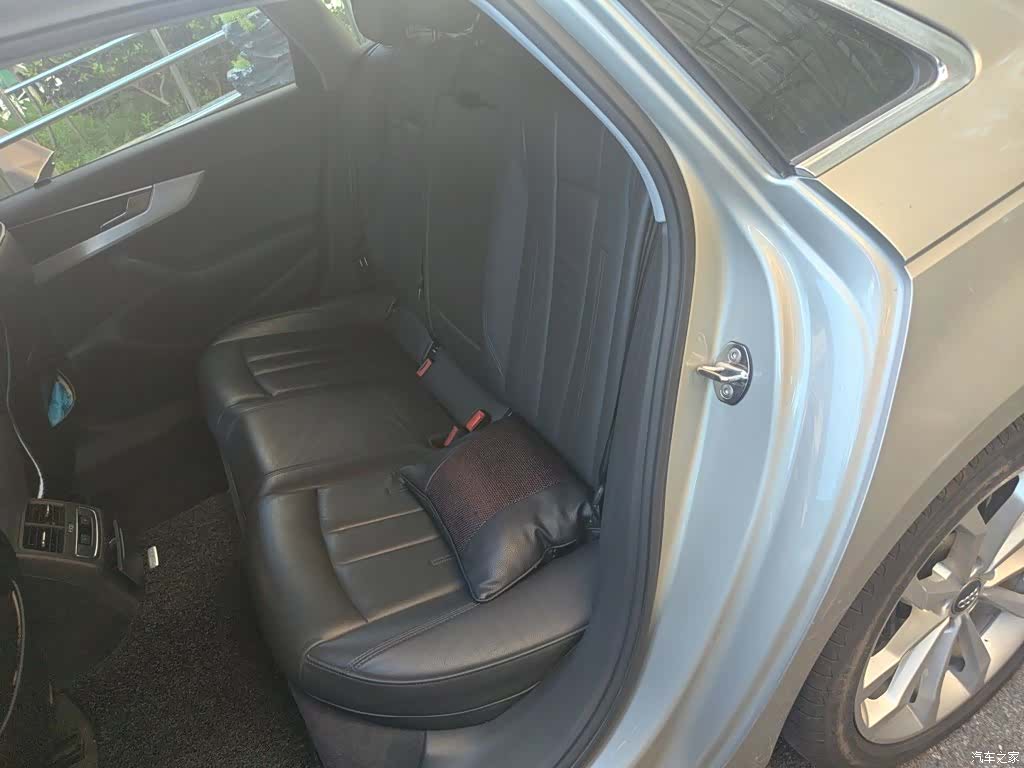 Audi A4L, 2018 15