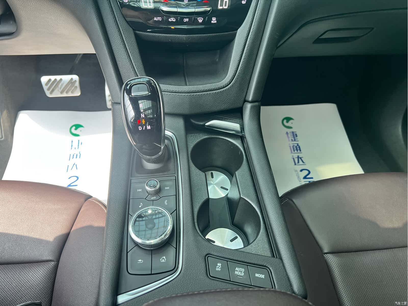 Cadillac XT6, 2022 13