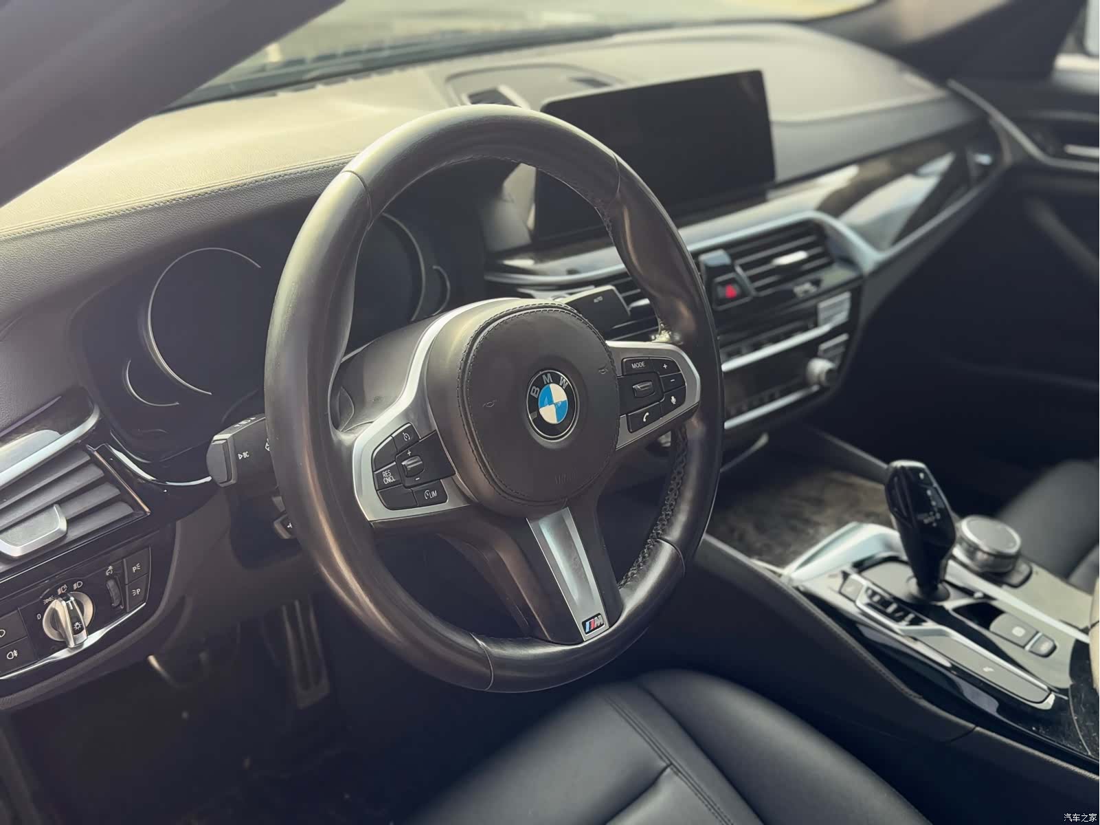 BMW 5 Series, 2018 9