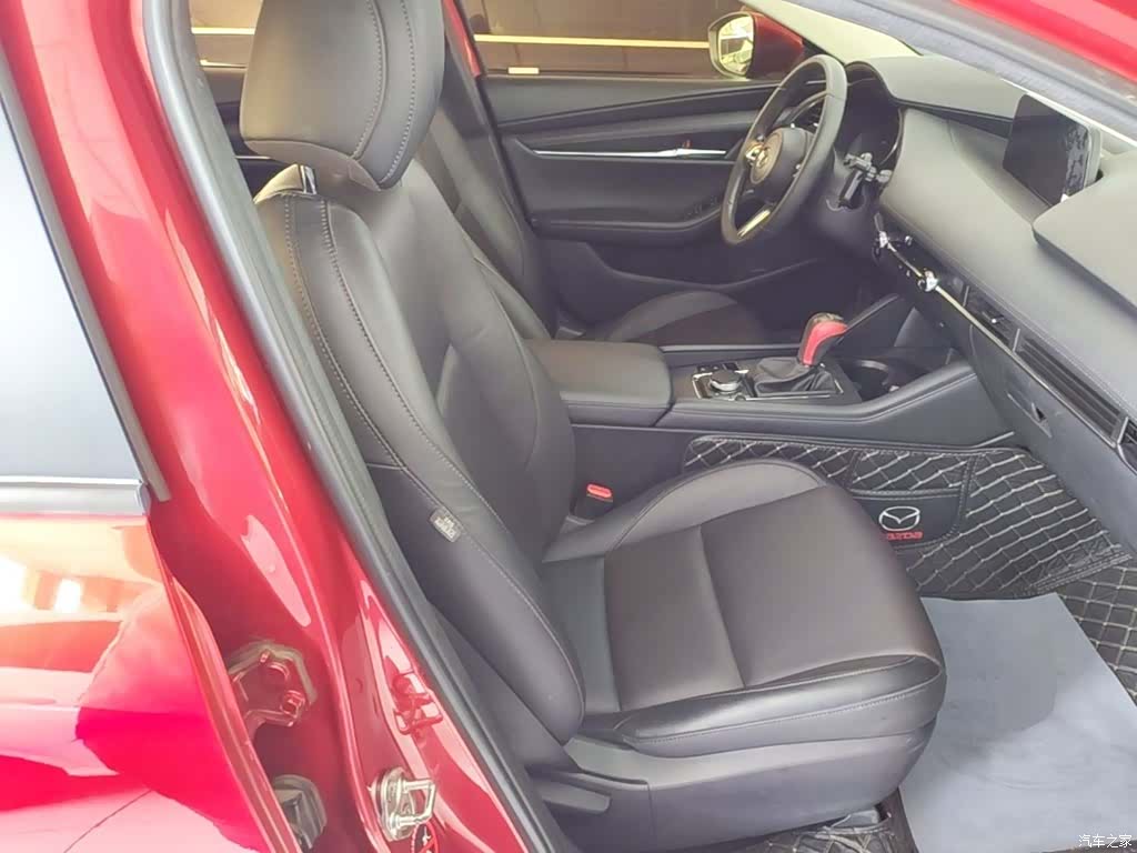 Mazda Mazda3, 2020 25