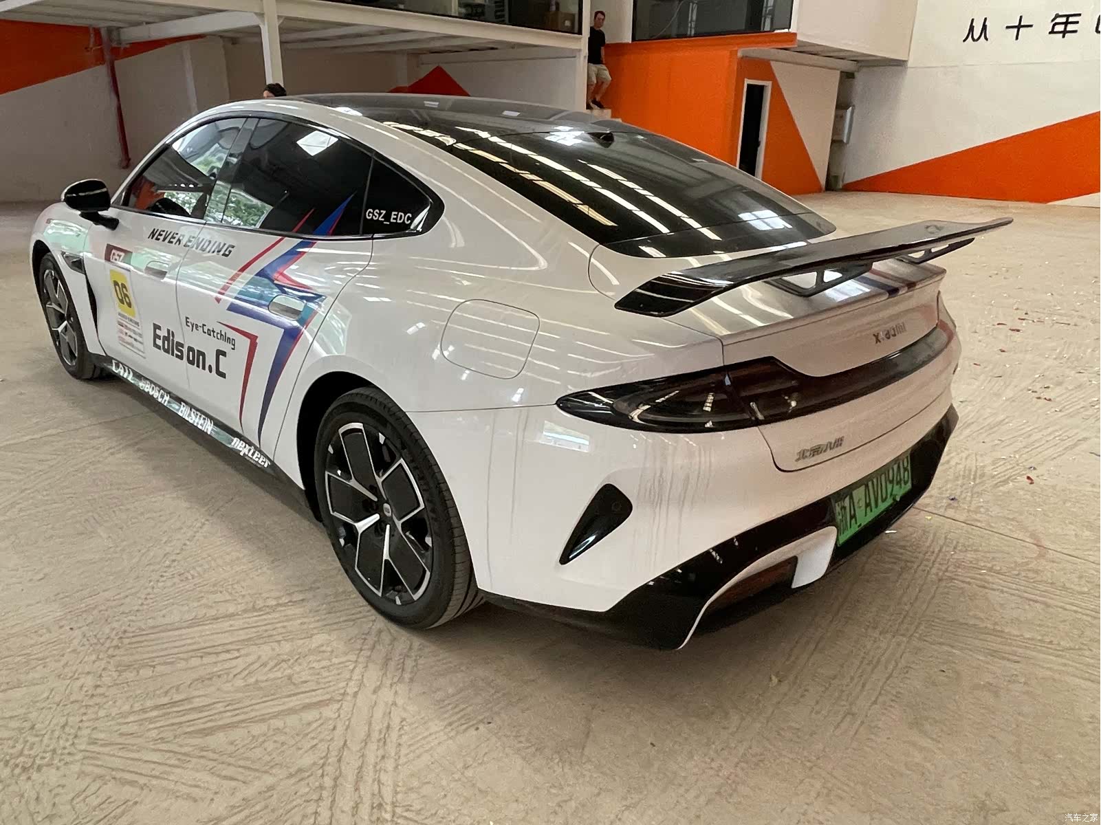 Xiaomi SU7, 2024 10
