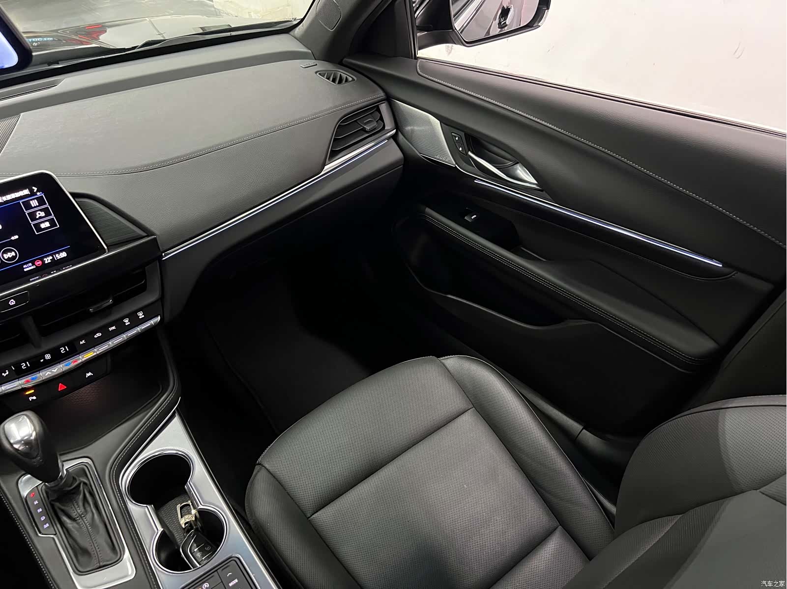 Cadillac CT4, 2023 17
