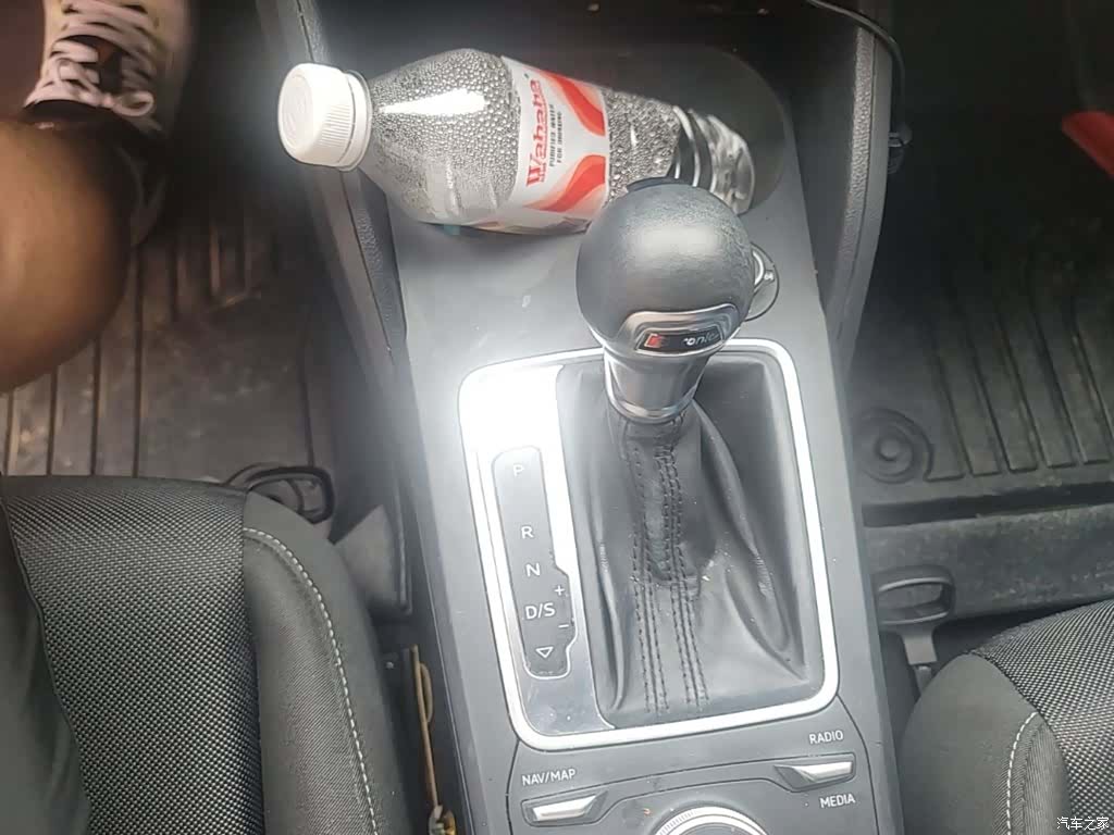 Audi Q2L, 2020 14
