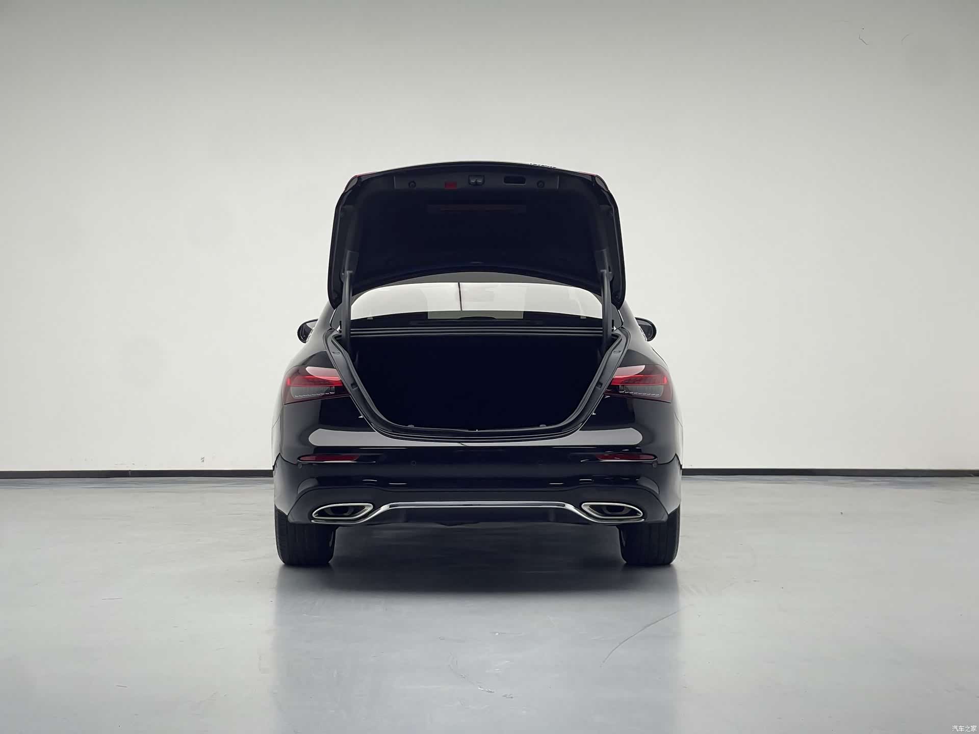 Mercedes-Benz E-Class, 2020 9