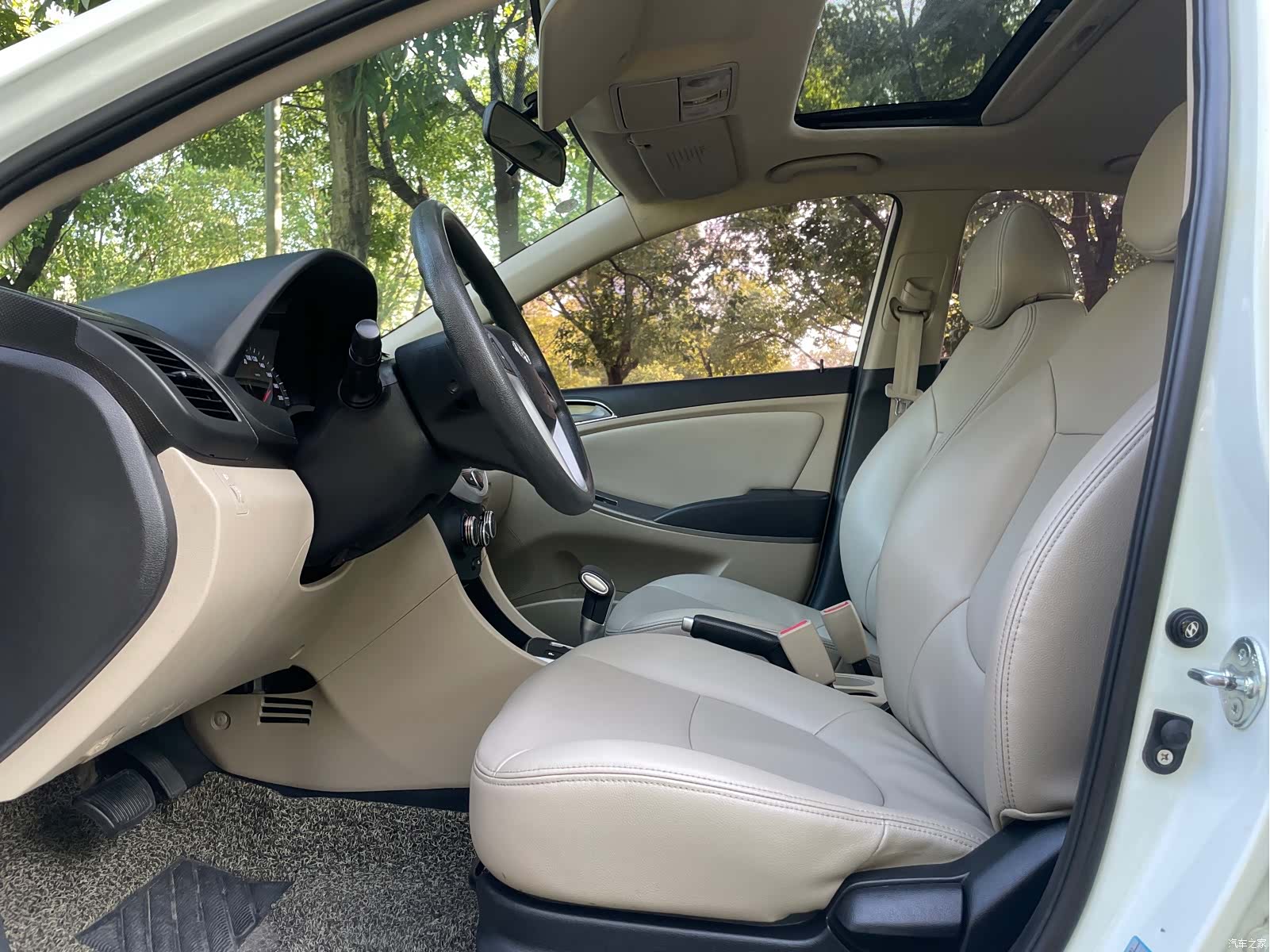 Hyundai GLS, 2016 4