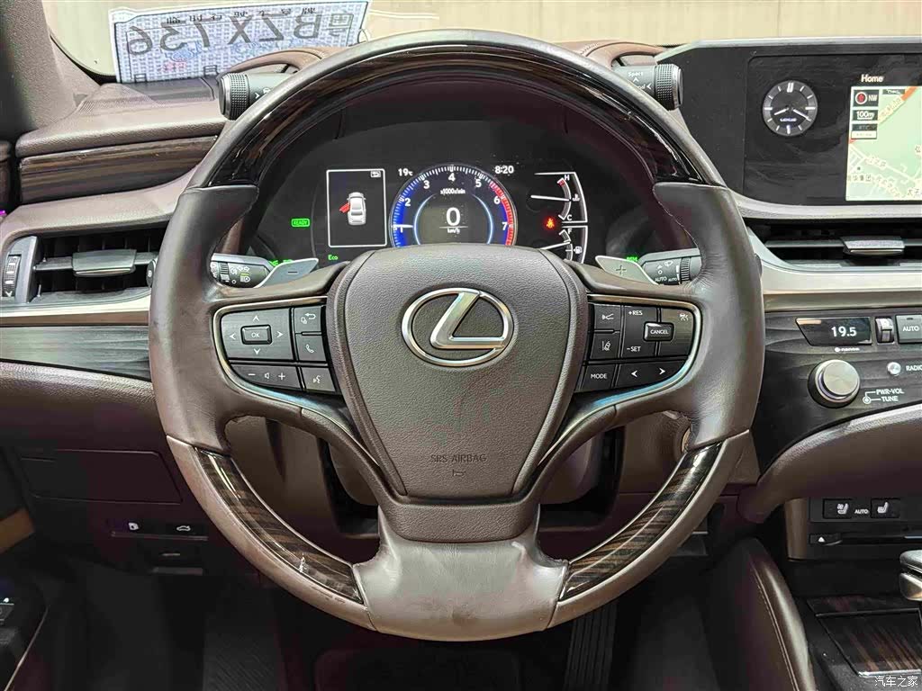 Lexus ES, 2021 16
