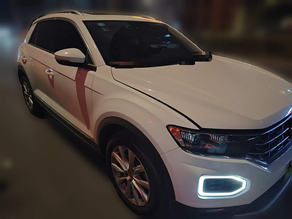 Volkswagen T-ROC exploring Songs