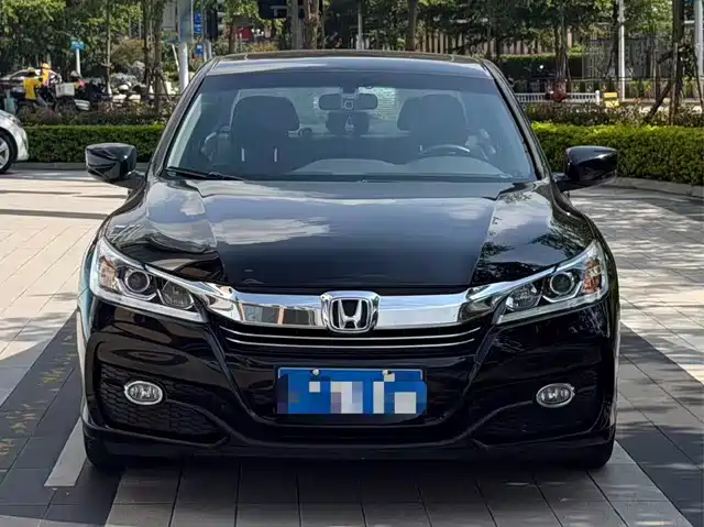 Honda Accord 2018 — купить из Китая под заказ